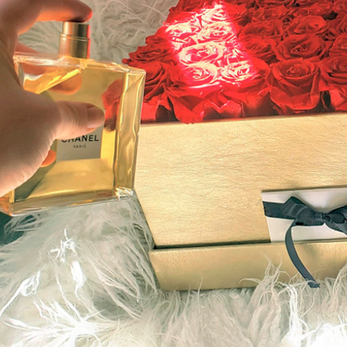 Exclusive fragance for your roses Exclusive fragance for your roses